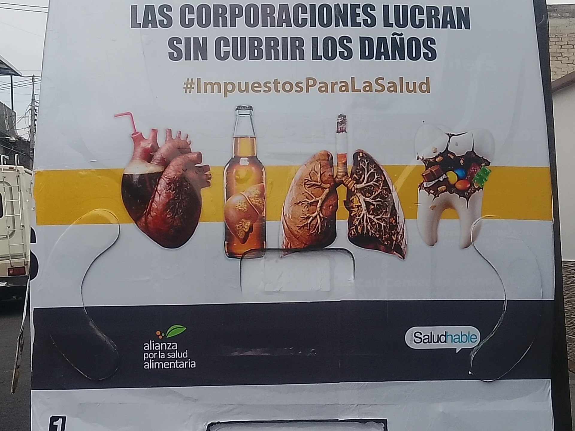 Las Corporaciones lucran nuestra Salud 